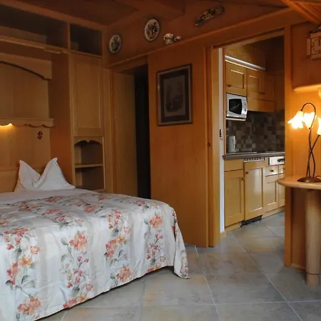 Aparthotel Laste