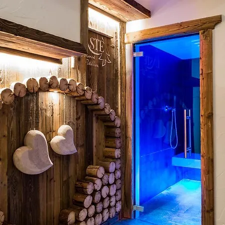 Laste Aparthotel Moena